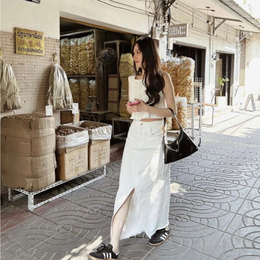 Frayed Hem White Denim Midi Skirt Tank Top set